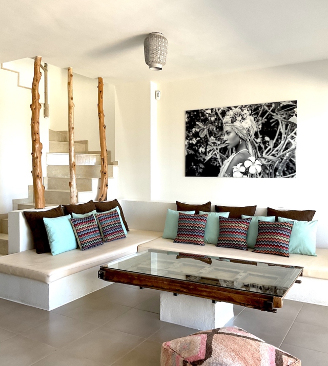 Resa estates huis huren for rent Cala Tarida Living room.jpg